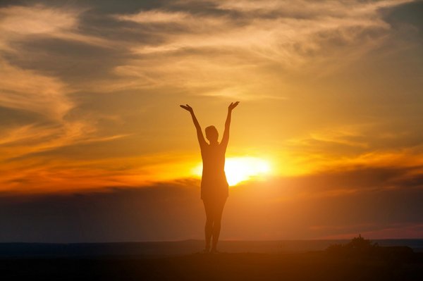 How Can UK Adults Improve Their Posture While Working from Home?